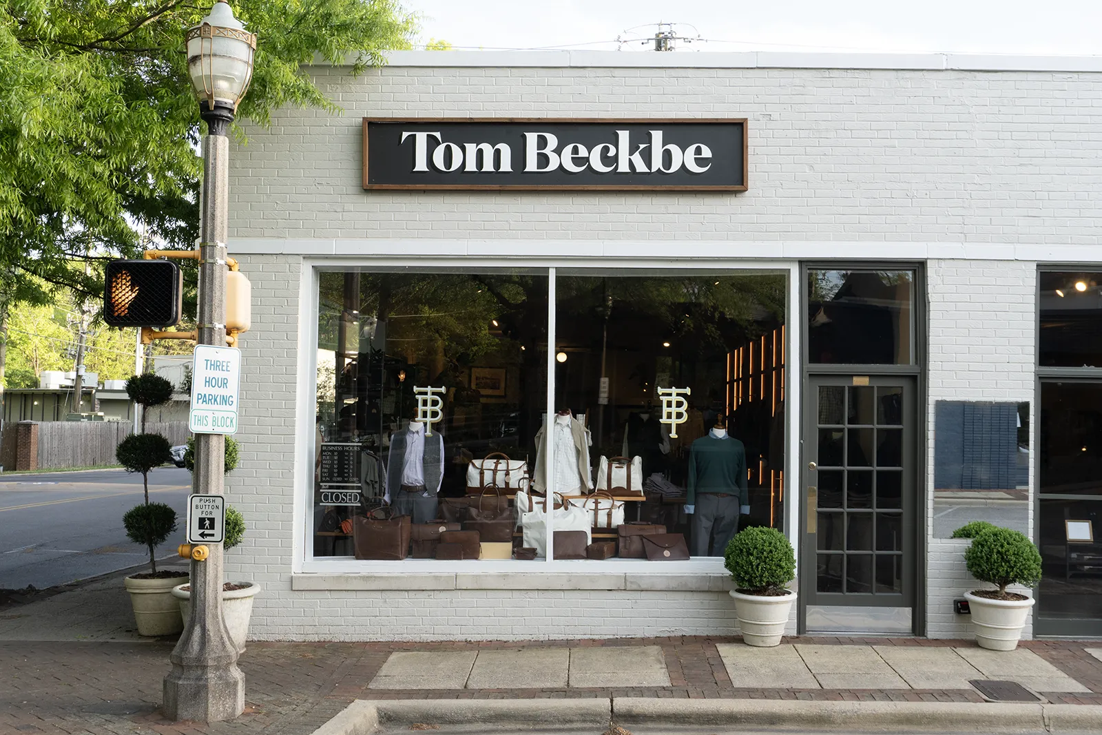 Tom Beckbe Storefront  Mountain Brook - Custom signs Tuscaloosa 